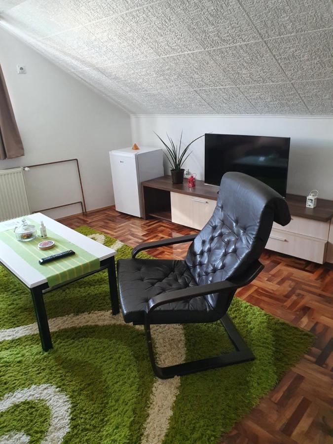 Fortress Apartments Ni Exteriér fotografie