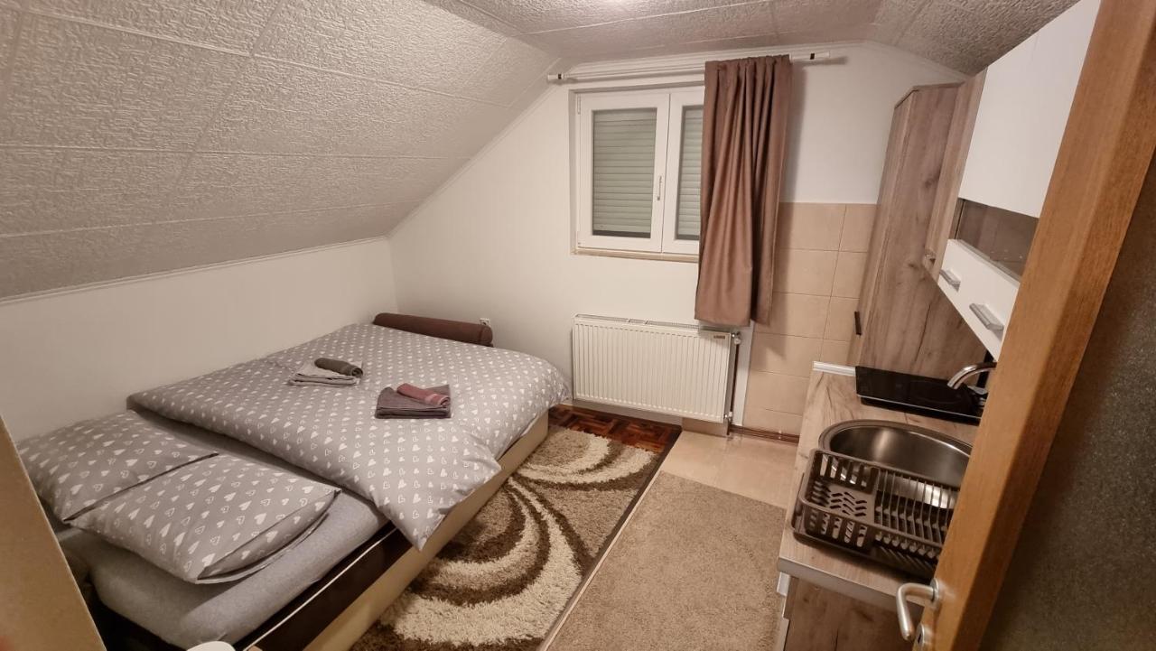 Fortress Apartments Ni Exteriér fotografie
